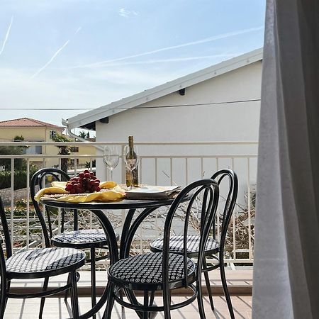 Apartments Teodora Maria Novigrad Istria المظهر الخارجي الصورة