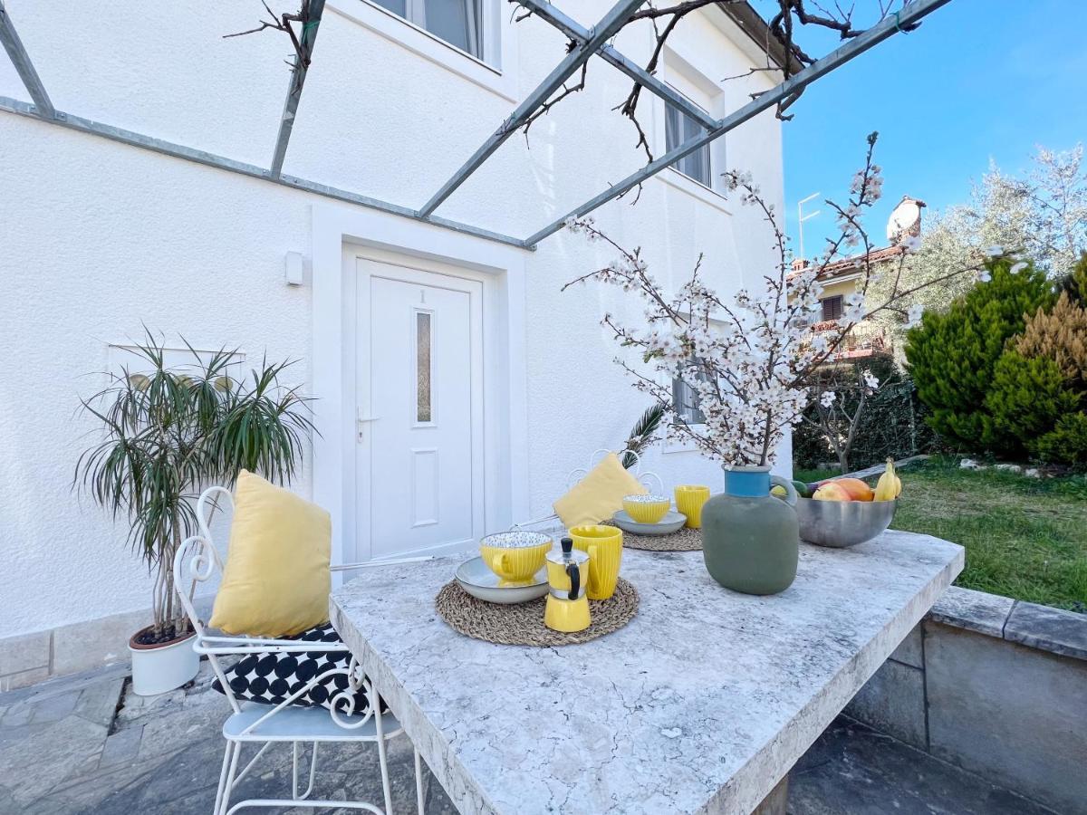 Apartments Teodora Maria Novigrad Istria المظهر الخارجي الصورة