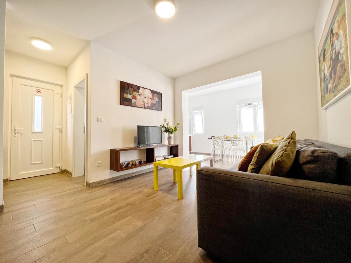 Apartments Teodora Maria Novigrad Istria المظهر الخارجي الصورة