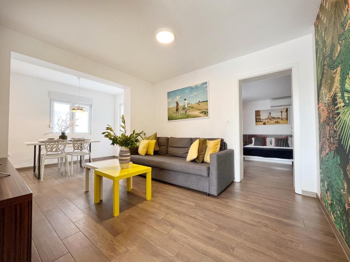 Apartments Teodora Maria Novigrad Istria المظهر الخارجي الصورة