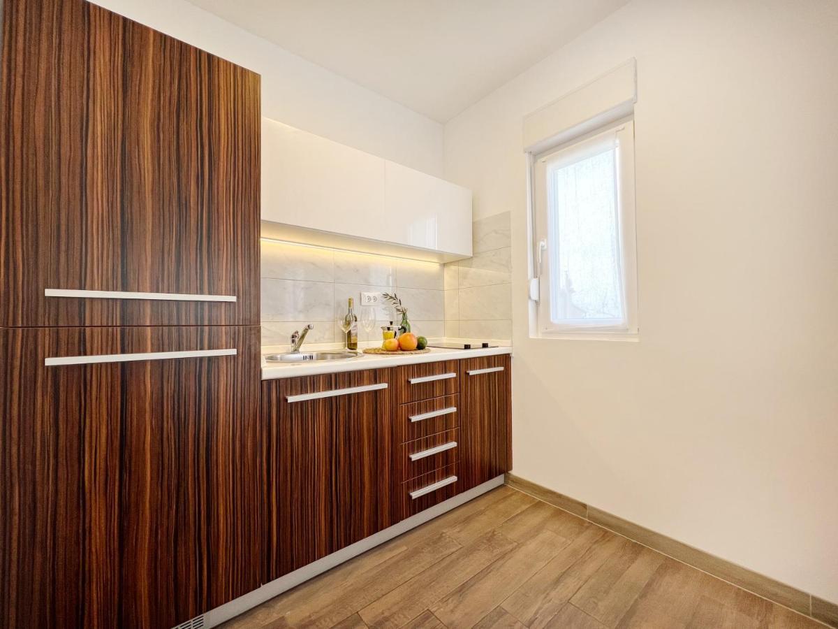 Apartments Teodora Maria Novigrad Istria المظهر الخارجي الصورة